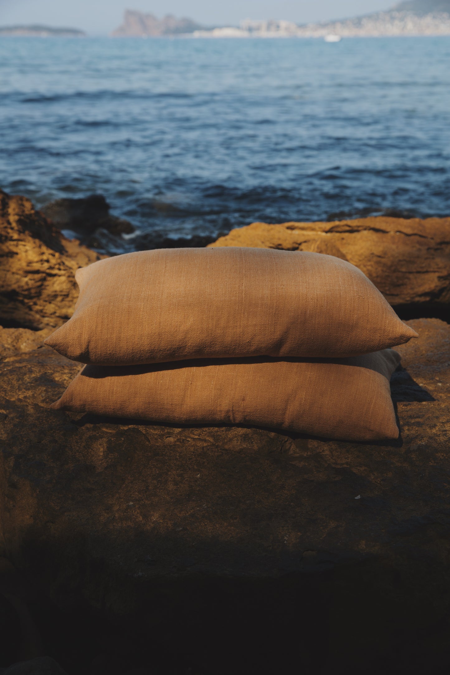 Style 003 - Earth pillow