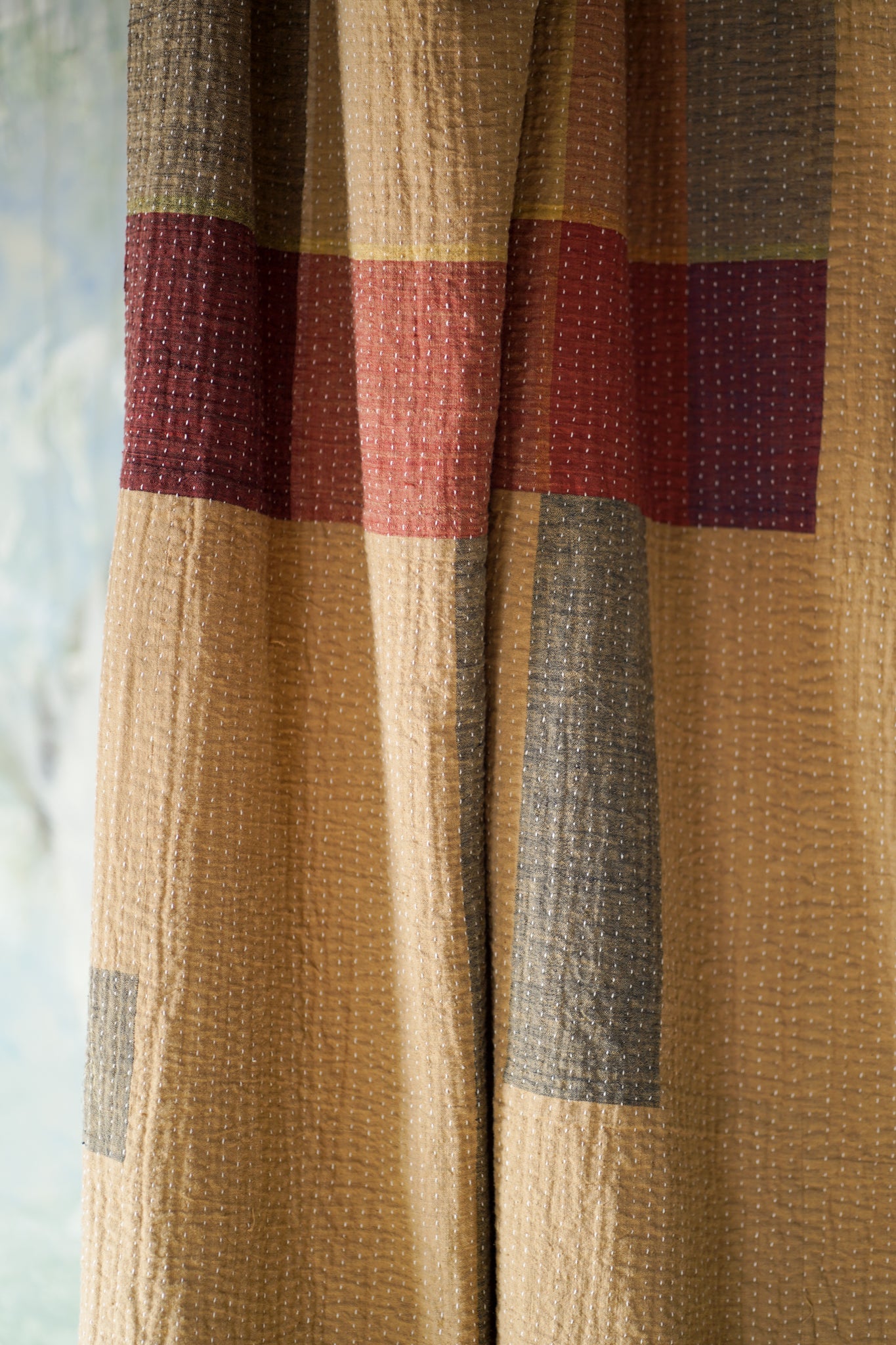 Twin size quilted blanket - 1