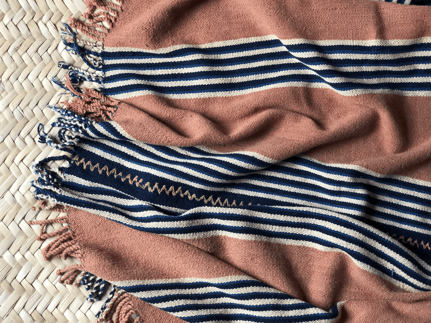 Cotton blanket - Atitlan - Behind the Hill